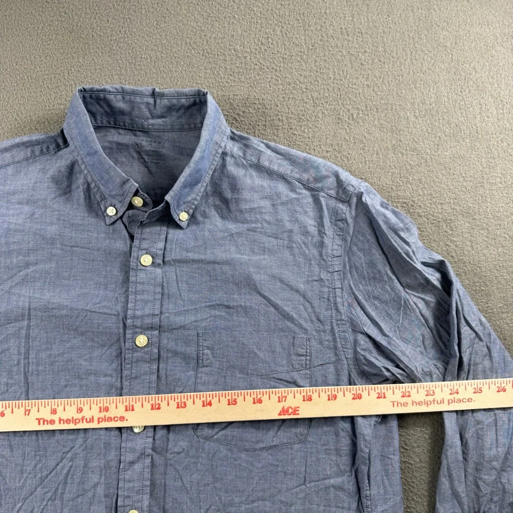 J. Crew Shirt Mens M Blue Lightweight Chambray Cotton Long Sleeve Pocket Preppy